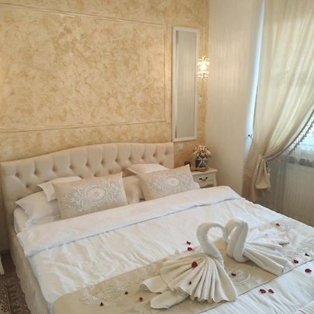 Penthouse Luxury Appartement Resita Buitenkant foto