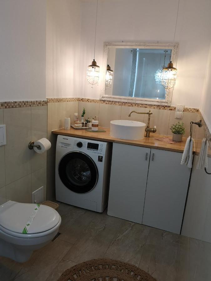 Penthouse Luxury Appartement Resita Buitenkant foto