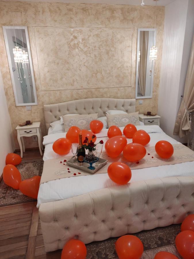 Penthouse Luxury Appartement Resita Buitenkant foto