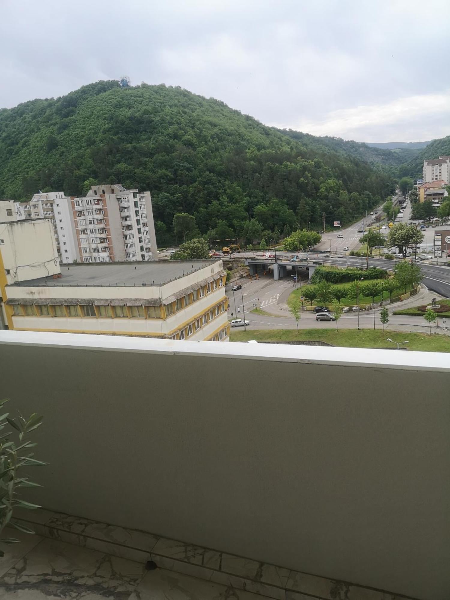 Penthouse Luxury Appartement Resita Buitenkant foto