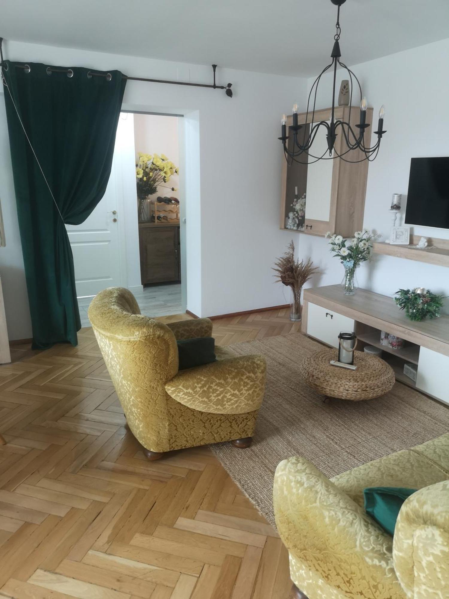 Penthouse Luxury Appartement Resita Buitenkant foto