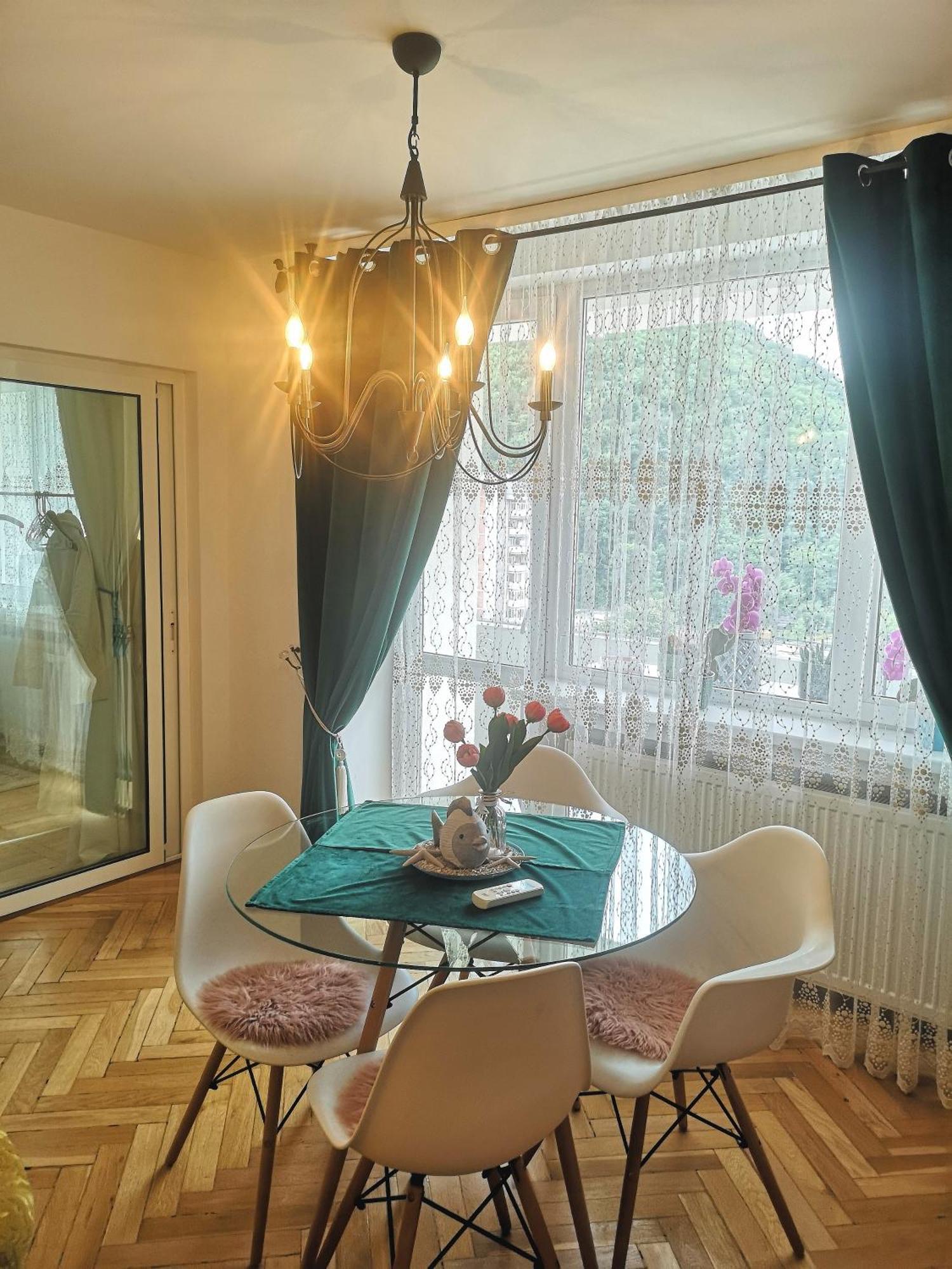 Penthouse Luxury Appartement Resita Buitenkant foto