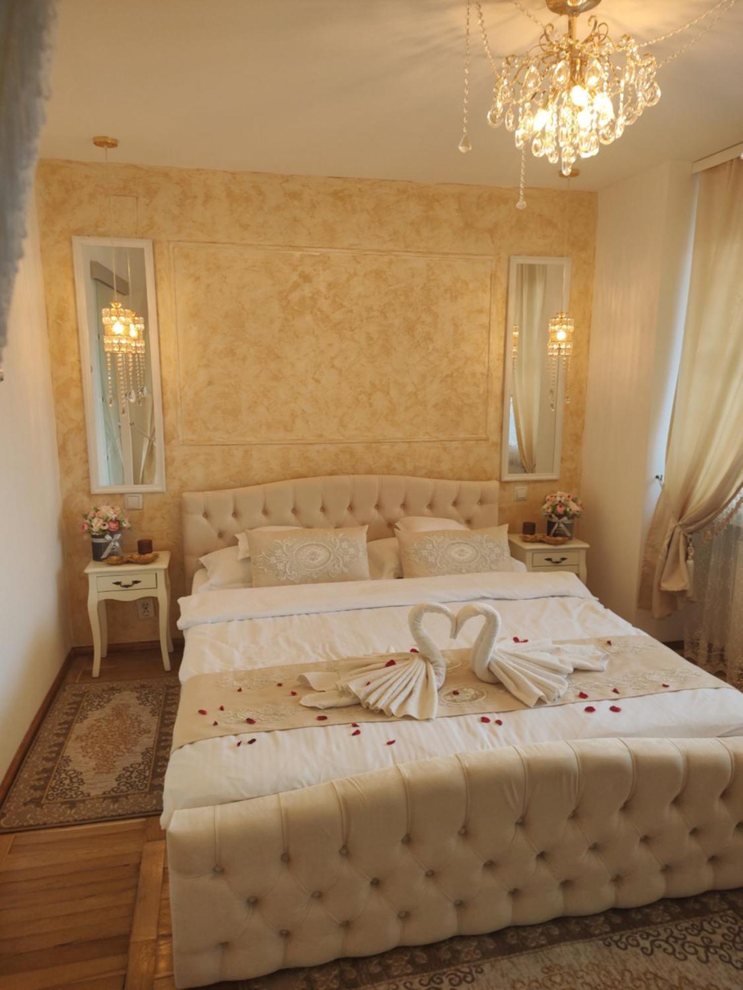 Penthouse Luxury Appartement Resita Buitenkant foto