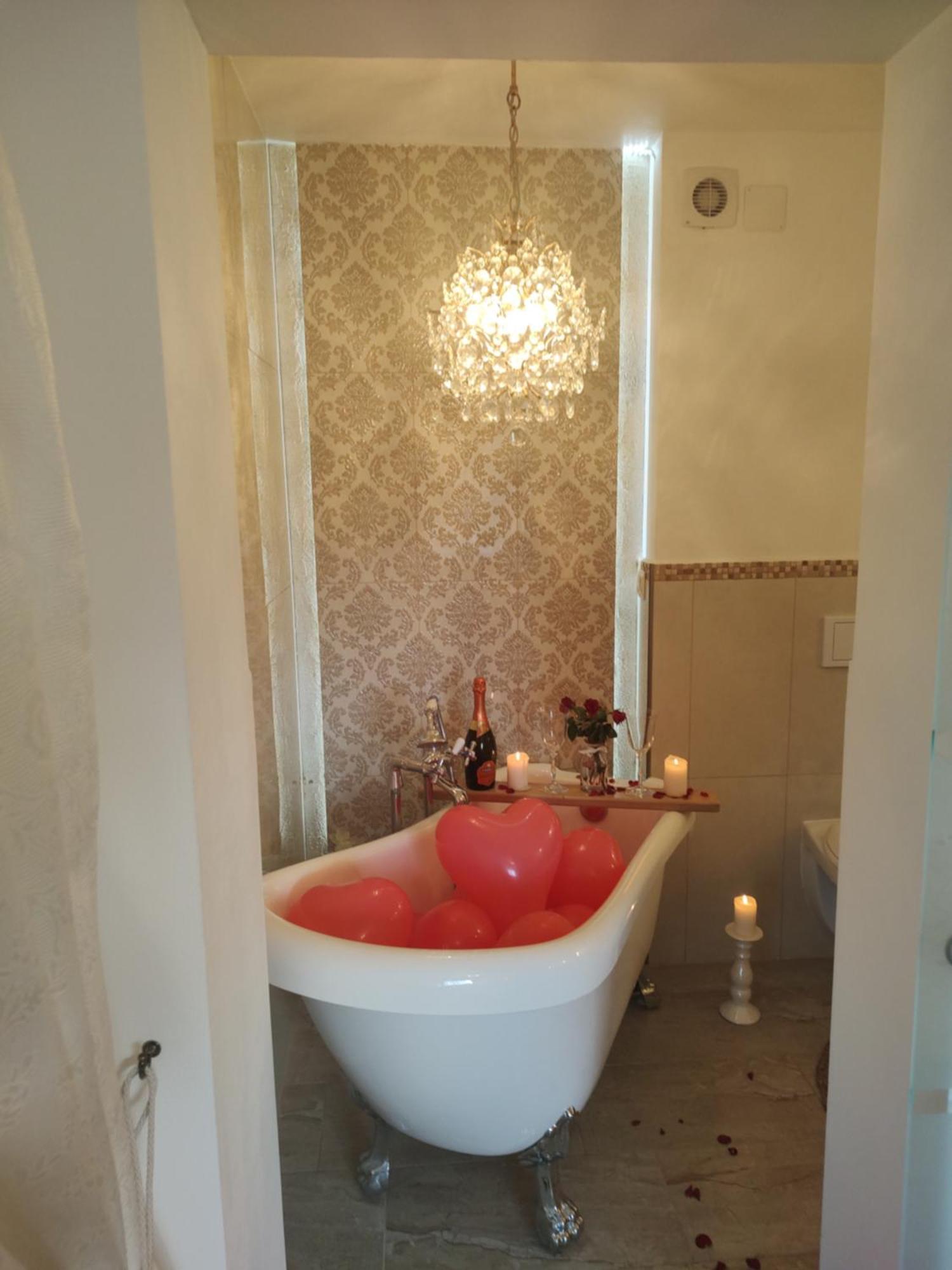 Penthouse Luxury Appartement Resita Buitenkant foto