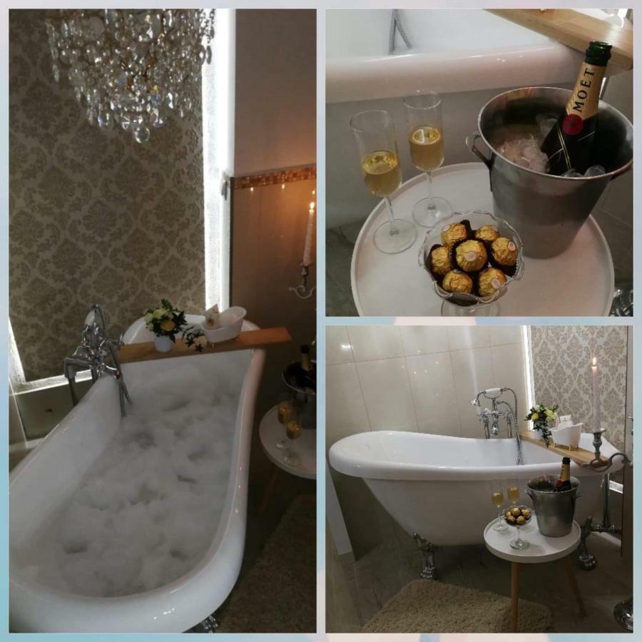 Penthouse Luxury Appartement Resita Buitenkant foto